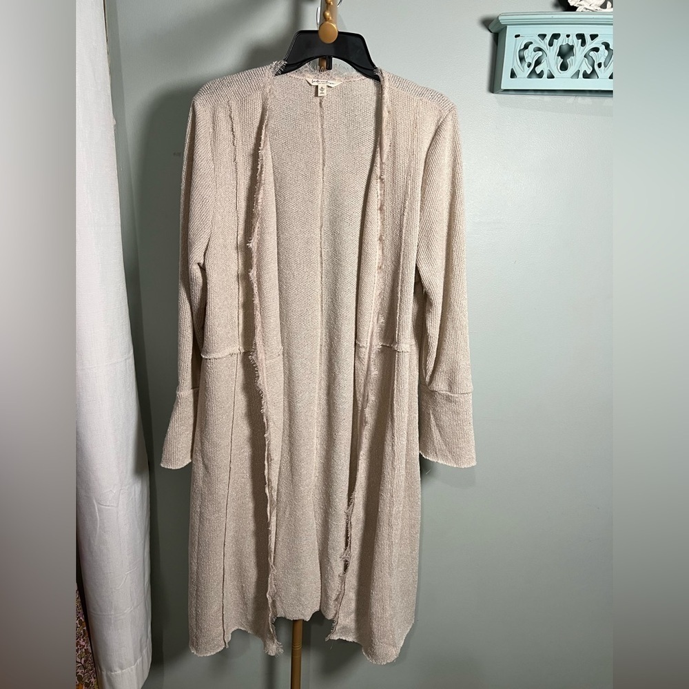 Cream Long Cardigan Sweater with Open Front and Full-Length Sleeves